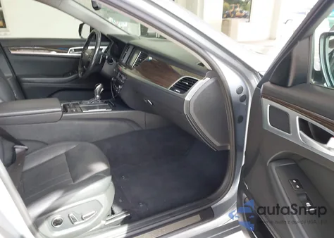 2015 Hyundai Genesis 3.8 from USA, damaged, VIN KMHGN4JE3FU096138